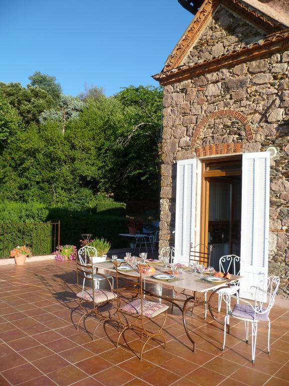 Bed And Breakfast La Maison De Nathalie Les Mayons Luaran gambar