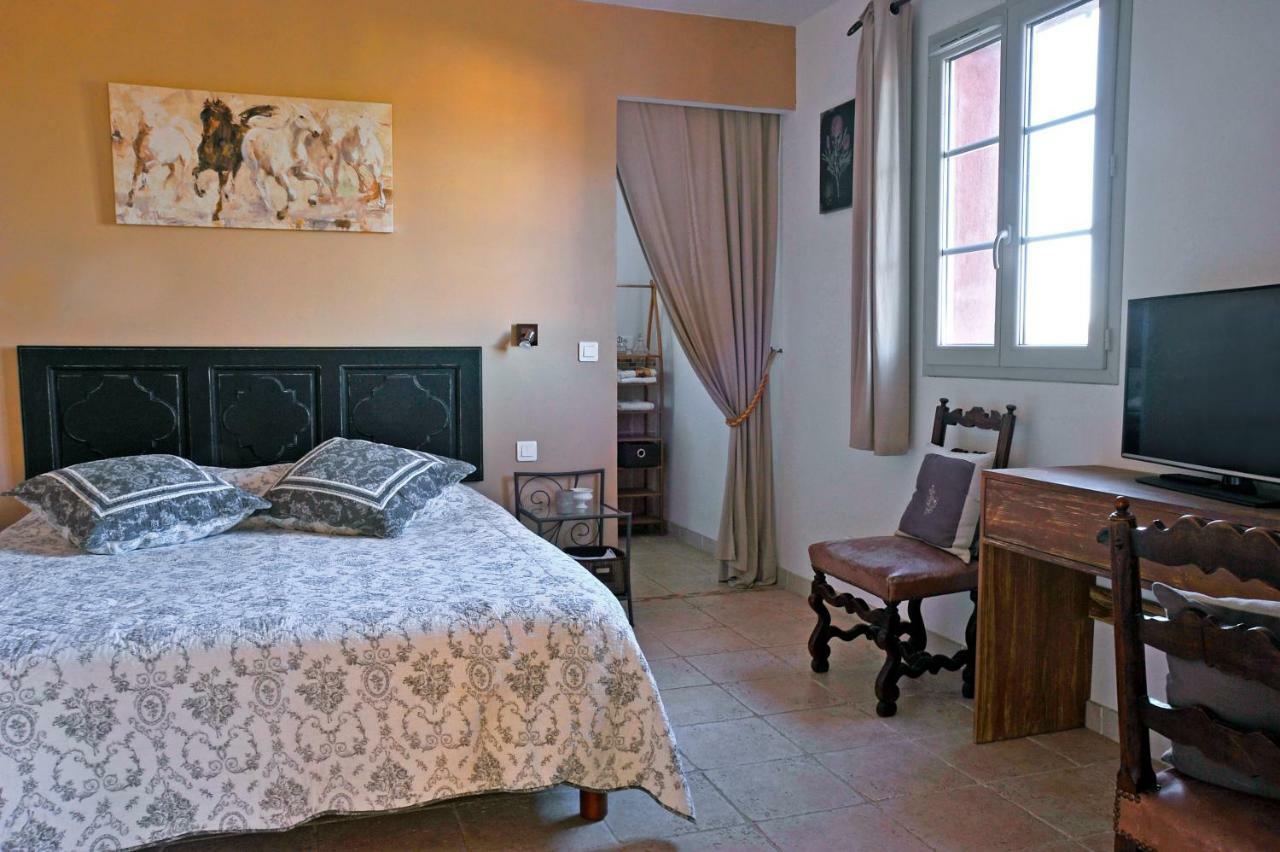 Bed And Breakfast La Maison De Nathalie Les Mayons Luaran gambar
